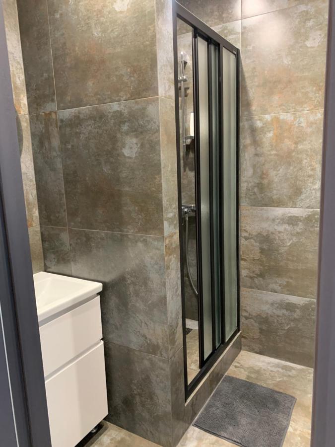 Lisoparkovy Residense Apartment Виниця Екстериор снимка